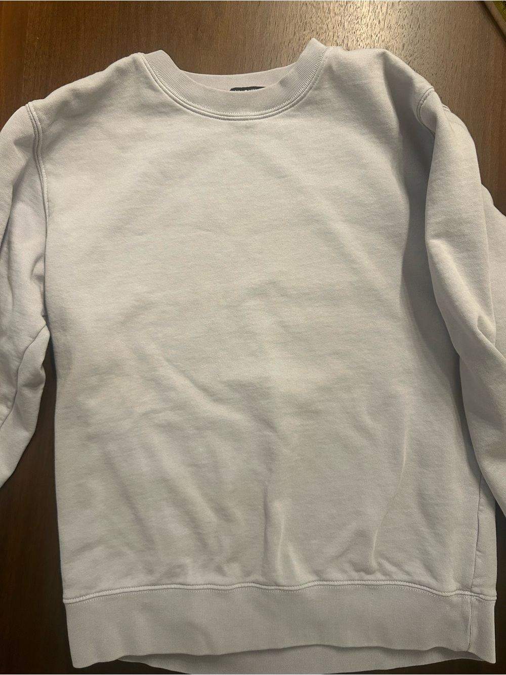 Brandy Melville classic light blue/gray crew neck sweatshirt